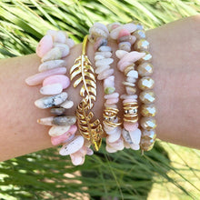 Load image into Gallery viewer, Seashell Party Bracelet
