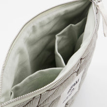 Load image into Gallery viewer, Pouch, Mentha, Light grey/army green

